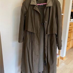 Women's Vintage Olive Trench-coat with Removable Liner size 8